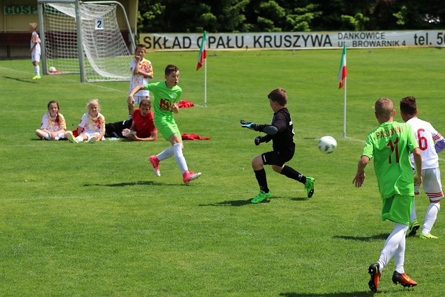 曼聯再次遭 曼聯再次遭